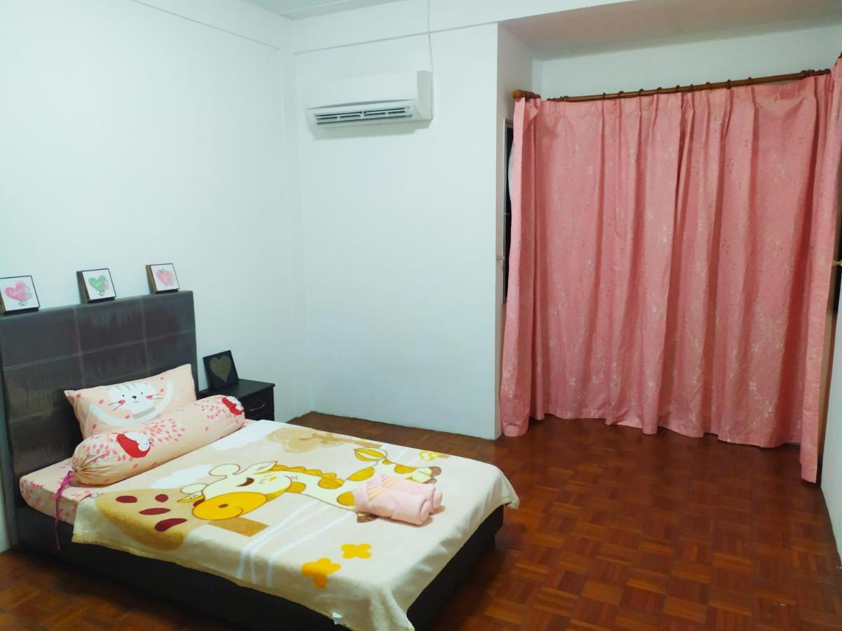 Victoria Homestay Sibu - Next To Shopping Complex & Large Car Park Area With Autogate Exteriér fotografie