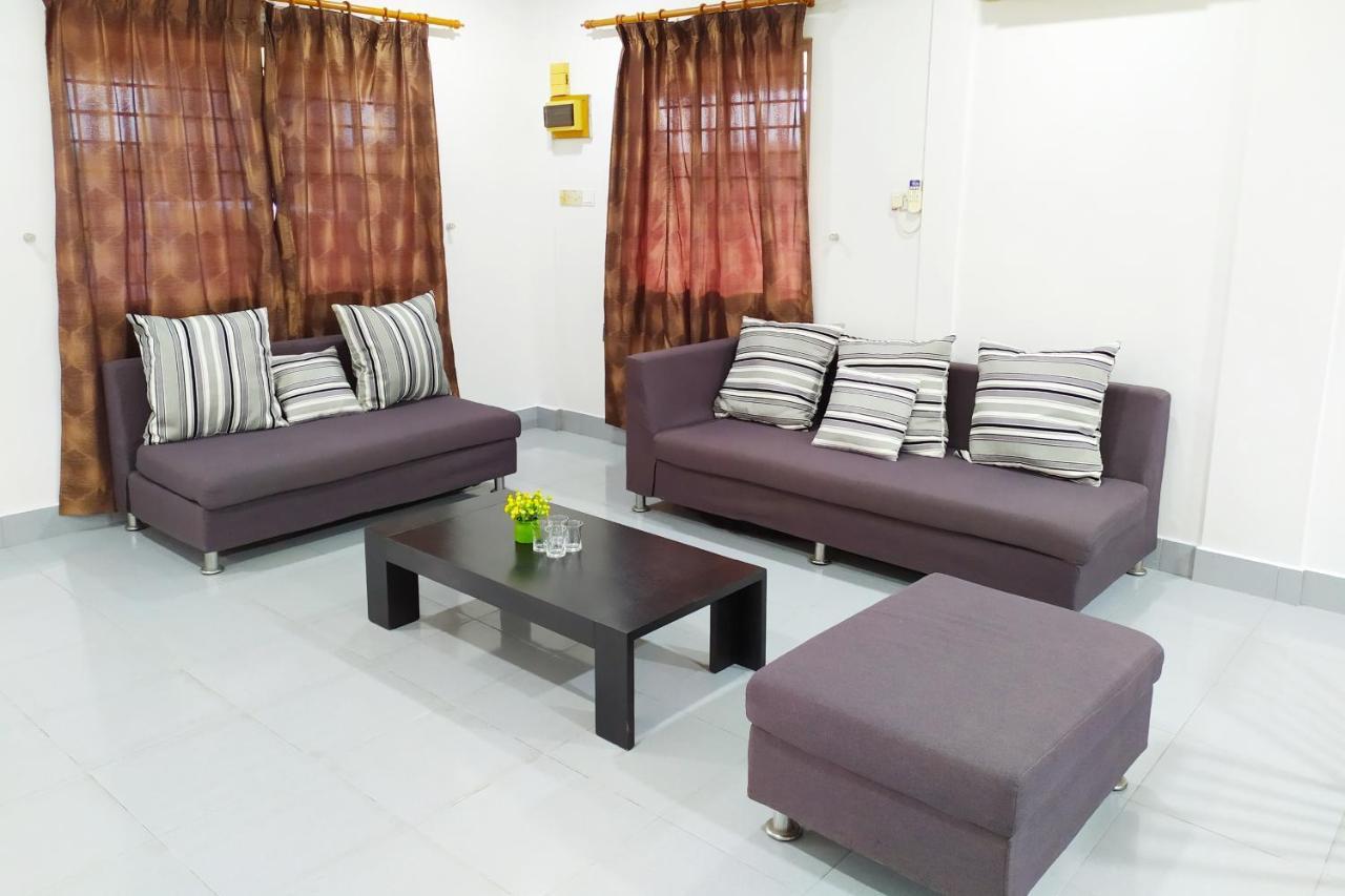 Victoria Homestay Sibu - Next To Shopping Complex & Large Car Park Area With Autogate Exteriér fotografie