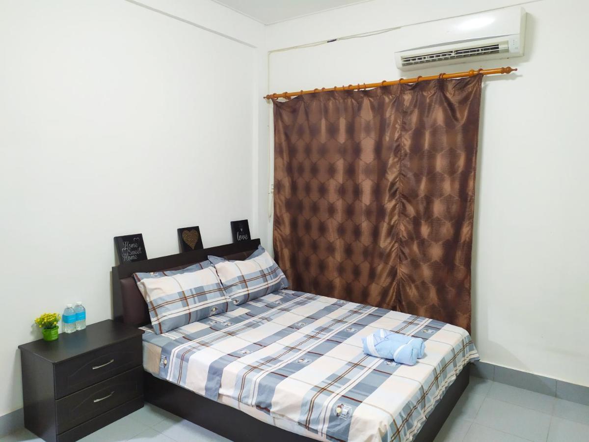 Victoria Homestay Sibu - Next To Shopping Complex & Large Car Park Area With Autogate Exteriér fotografie